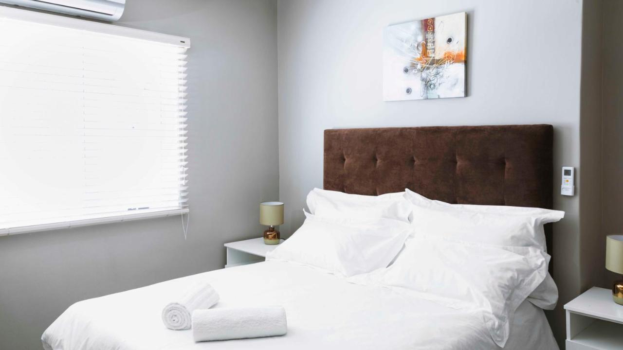 103Onwallace Self Catering Guest House Le Cap Extérieur photo