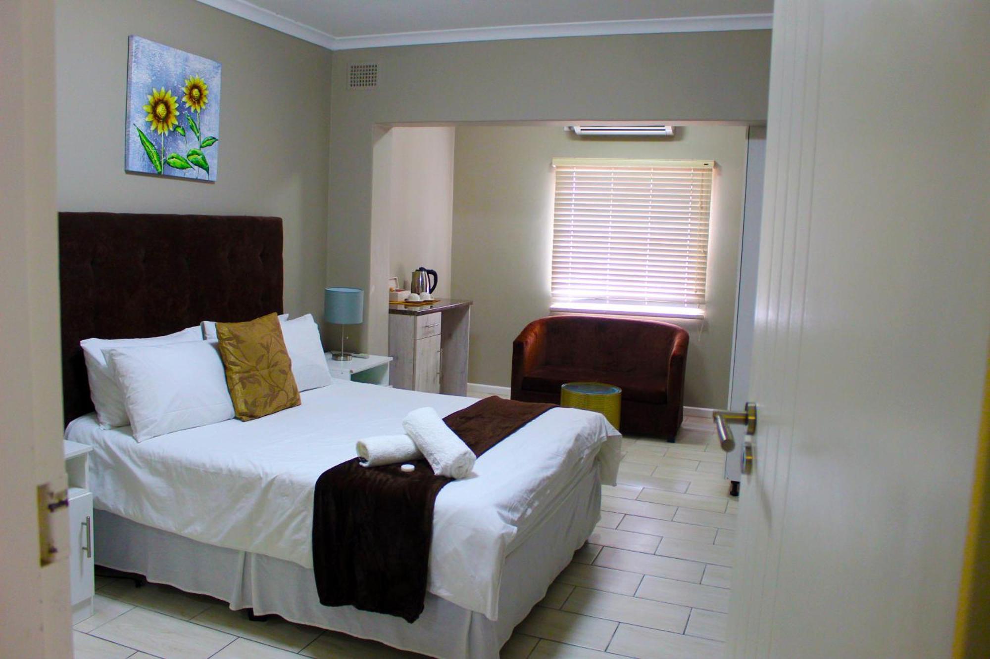 103Onwallace Self Catering Guest House Le Cap Extérieur photo
