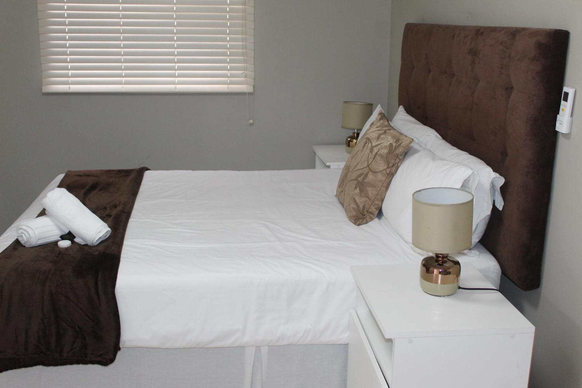 103Onwallace Self Catering Guest House Le Cap Extérieur photo