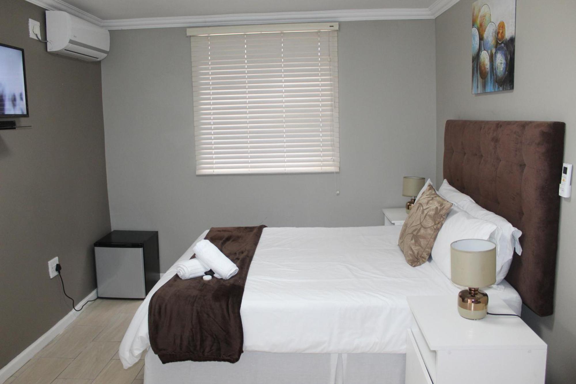 103Onwallace Self Catering Guest House Le Cap Extérieur photo