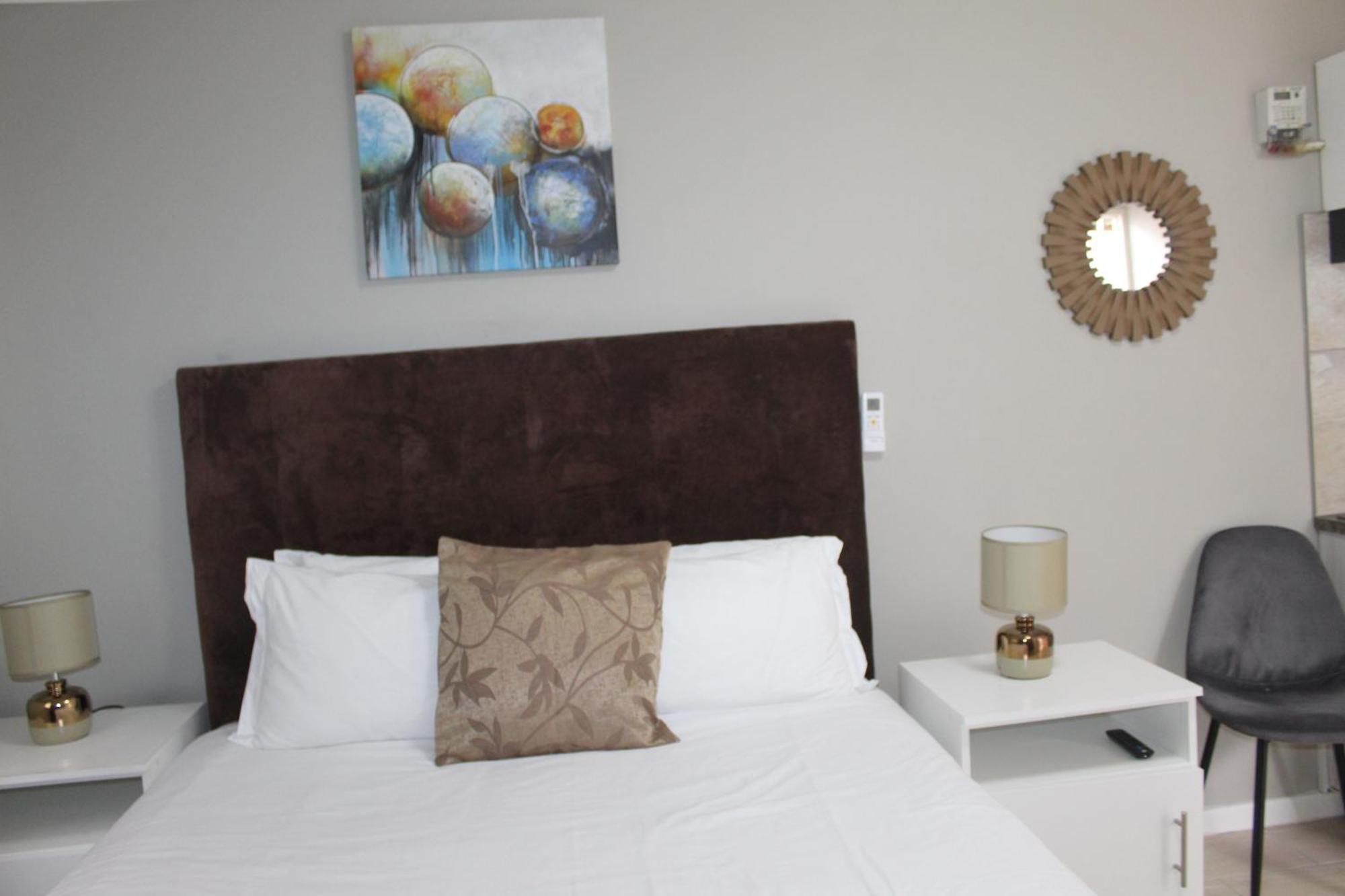 103Onwallace Self Catering Guest House Le Cap Extérieur photo