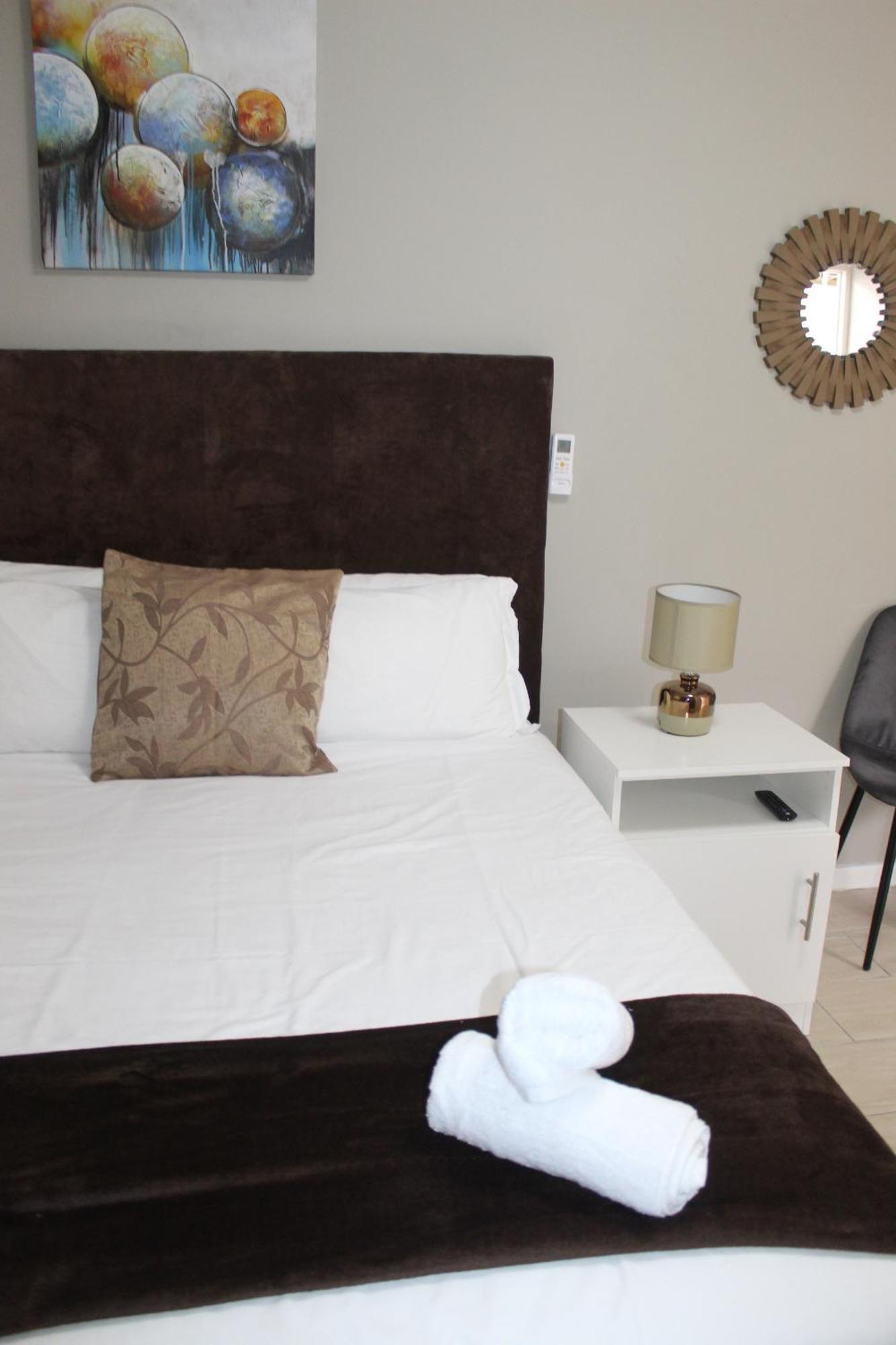 103Onwallace Self Catering Guest House Le Cap Extérieur photo