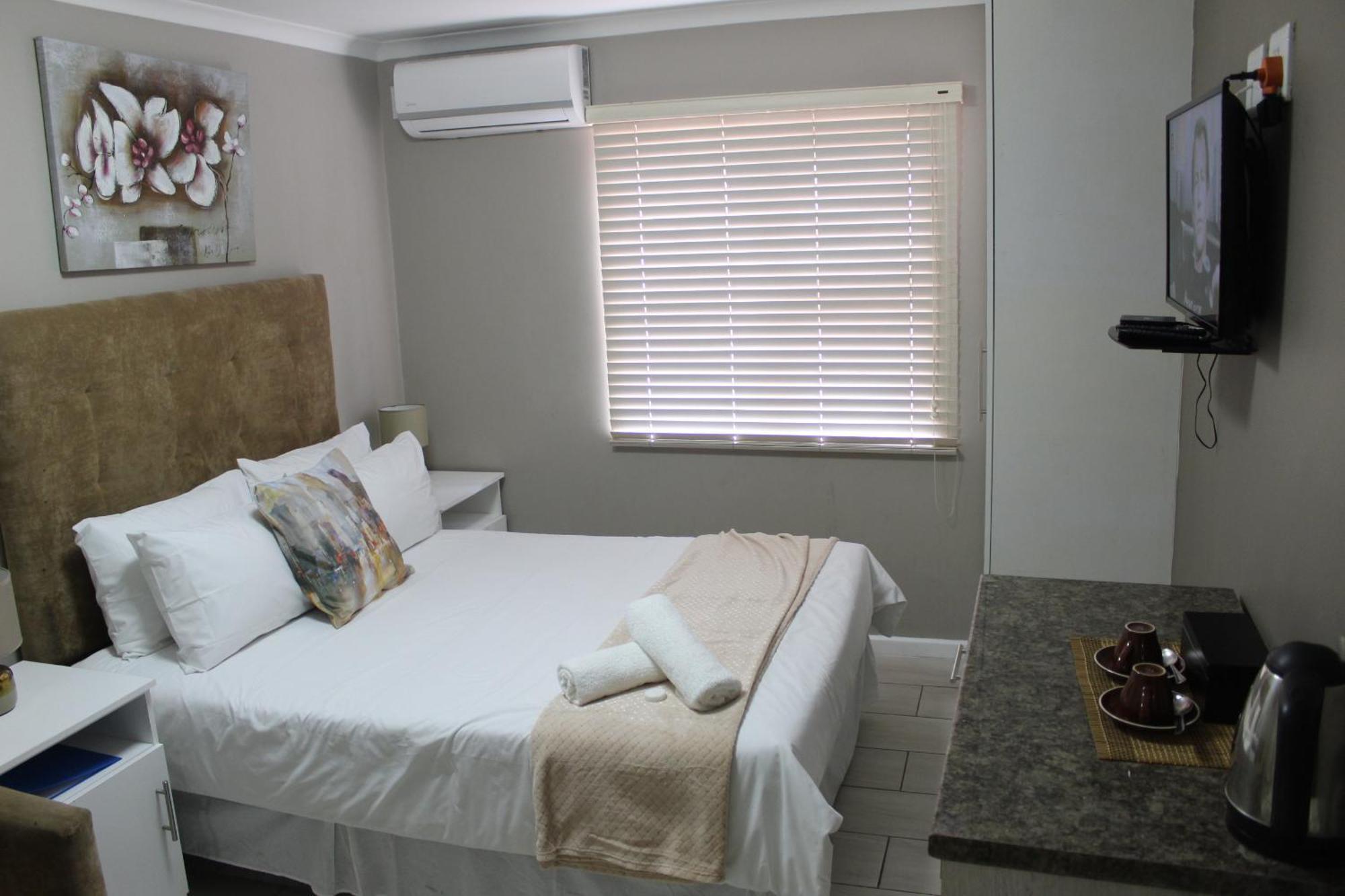 103Onwallace Self Catering Guest House Le Cap Extérieur photo